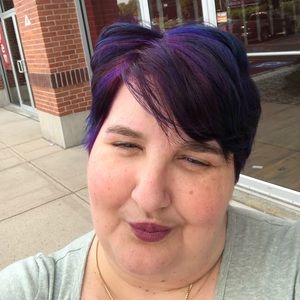 Meet your Posher, Alisha